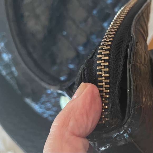 Brahmin Black Embossed Shoulder Bag - Picture 6 of 10